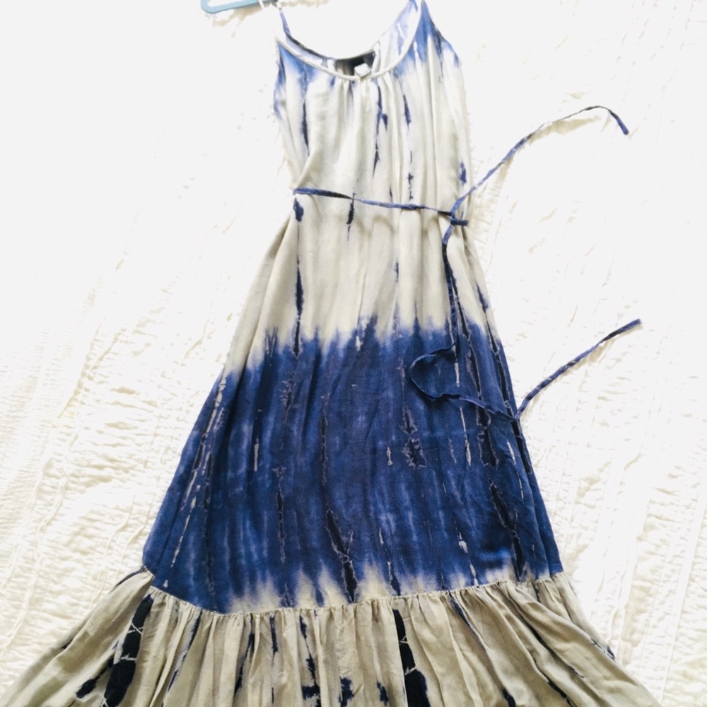 SOLD. Wendy Bellissimo Maternity Blue/White dress